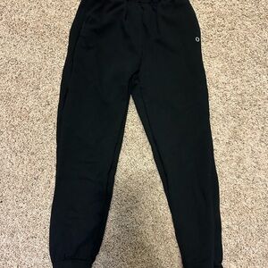 ALO Yoga Black Jogger Sweatpants with Elastic Cuffs